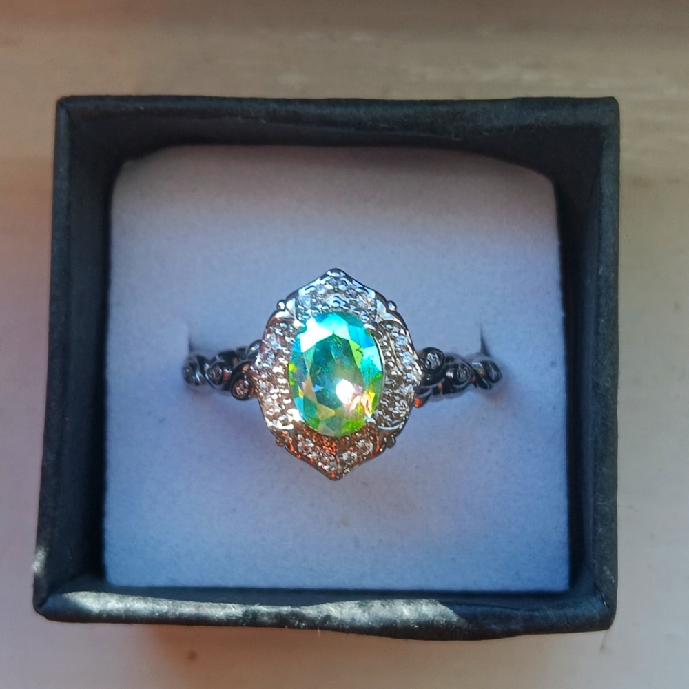 Stunning Mystic Topaz CZ Diamond Ring (Size 10)